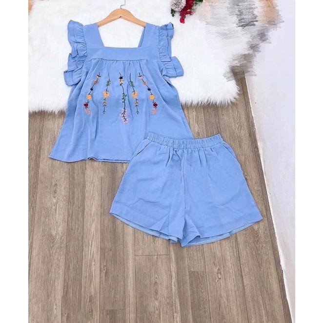 Đồ bộ LỤA ĐÙI THÊU CỔ VUÔNG BÈO VAI DỄ THƯƠNG MỊN MÁT thời trang