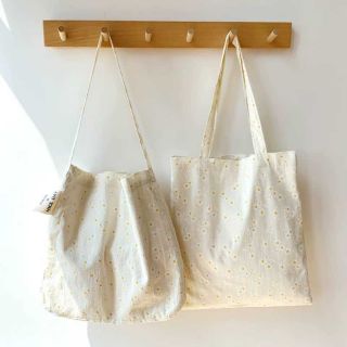 Túi tote hoa cúc dày dặn