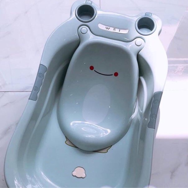 Chậu tắm cho bé hình ếch dễ thương, size lớn thoải mái cho bé, có giá đỡ chống sặc