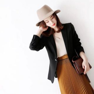 Áo blazer đen vạt tròn xuất Hàn (có sẵn)