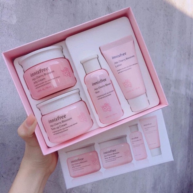 Set Dưỡng Da Hoa Anh Đào Innisfree Jeju Cherry Blossom Cream