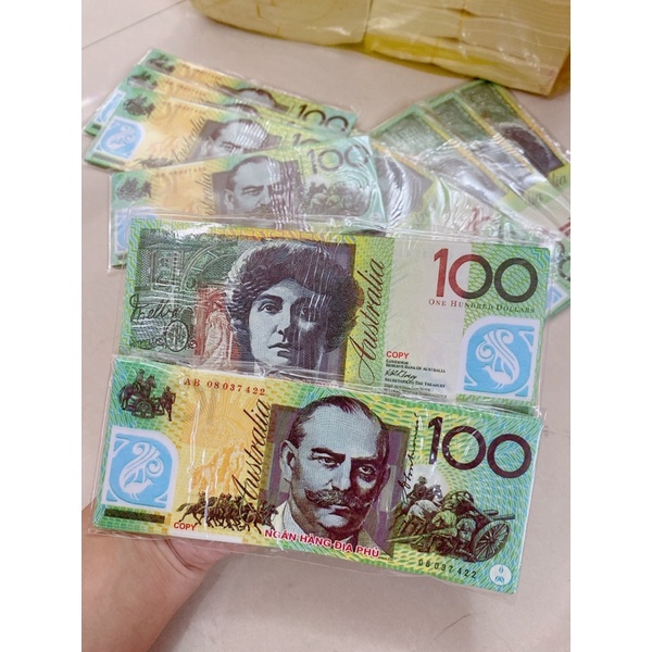 Tiền Úc & Canada polime