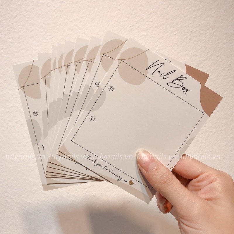 Thẻ tag nail box in sẵn , tag bìa nail box thiết kế giá rẻ kt 9x11 cm giấy c300