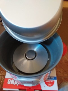 Nồi cơm điện Kim Cương 0,6L