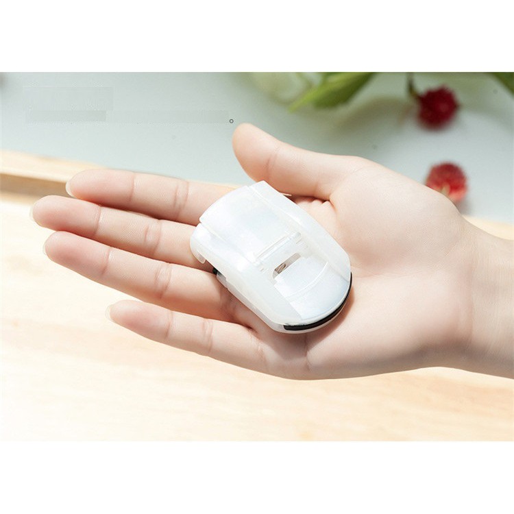 KẸP MI MUJI EYELASH CURLER NHỎ GỌN - Dụng Cụ Uốn Mi MUJI Japan nhỏ gọn