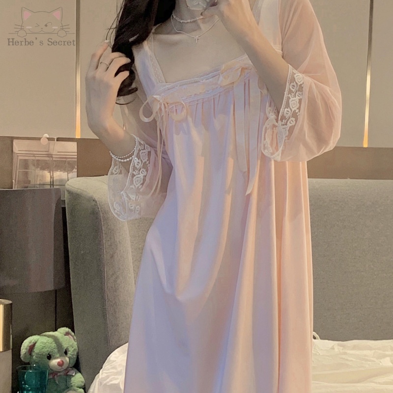 Đầm Ngủ Dài Tay Phối Ren Công Chúa Phong Cách Hoàng Cung Ngọt Ngào Dễ Thương Dành Cho Nữ