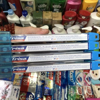 Bàn Chải Đánh Răng Trisa Fresh Hard (loại cứng/vừa/mềm)