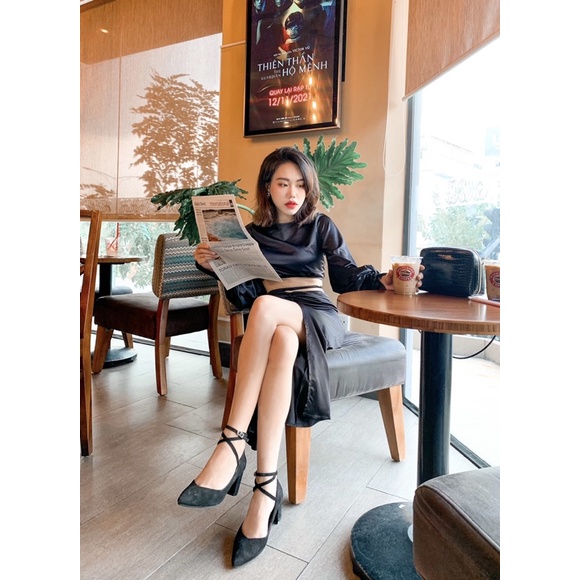 Set lụa satin Nary - áo lụa hở lưng và chân váy xẻ tà