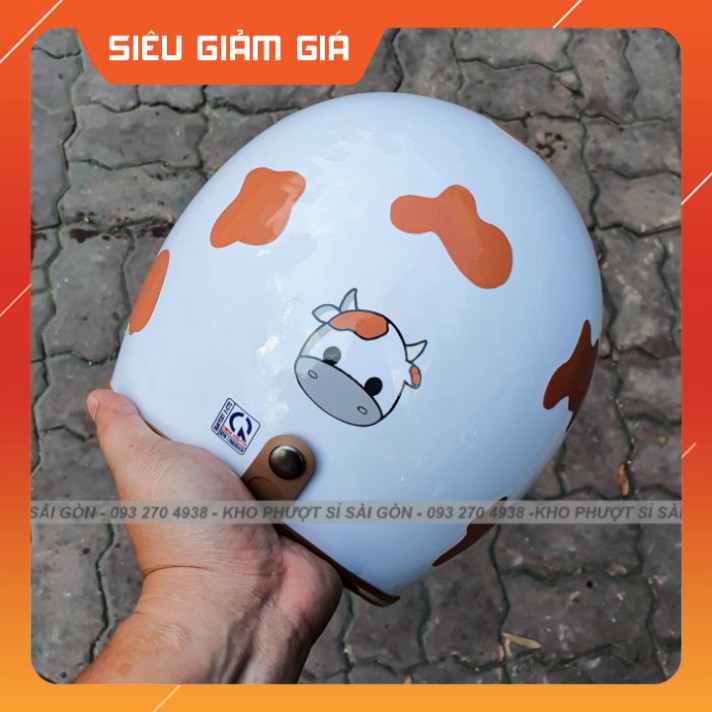 KHO SG- Mũ 3/4 hình con bò sữa đốm nâu siêu dễ thương đi phượt - Nón bảo hiểm 3/4 dán sticker bò sữa cute