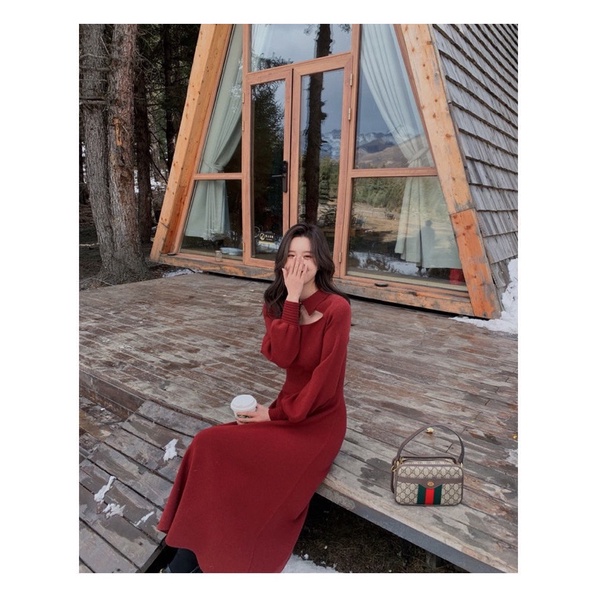 Váy Len Dài Tay Ngực Khoét Cổ Đức Chun Eo co Giãn Thoái Mái | BigBuy360 - bigbuy360.vn