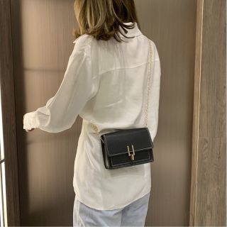 Túi đeo chéo nữ thời trang