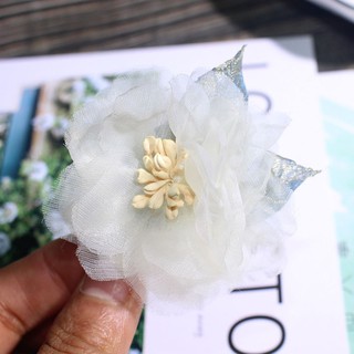 Cài áo hoa vải voan
