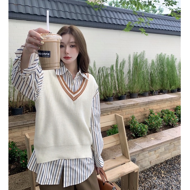 Áo len nữ không tay cổ chữ V màu sắc thời trang | BigBuy360 - bigbuy360.vn