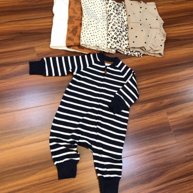 BODY NỈ HM XUẤT XỊN
