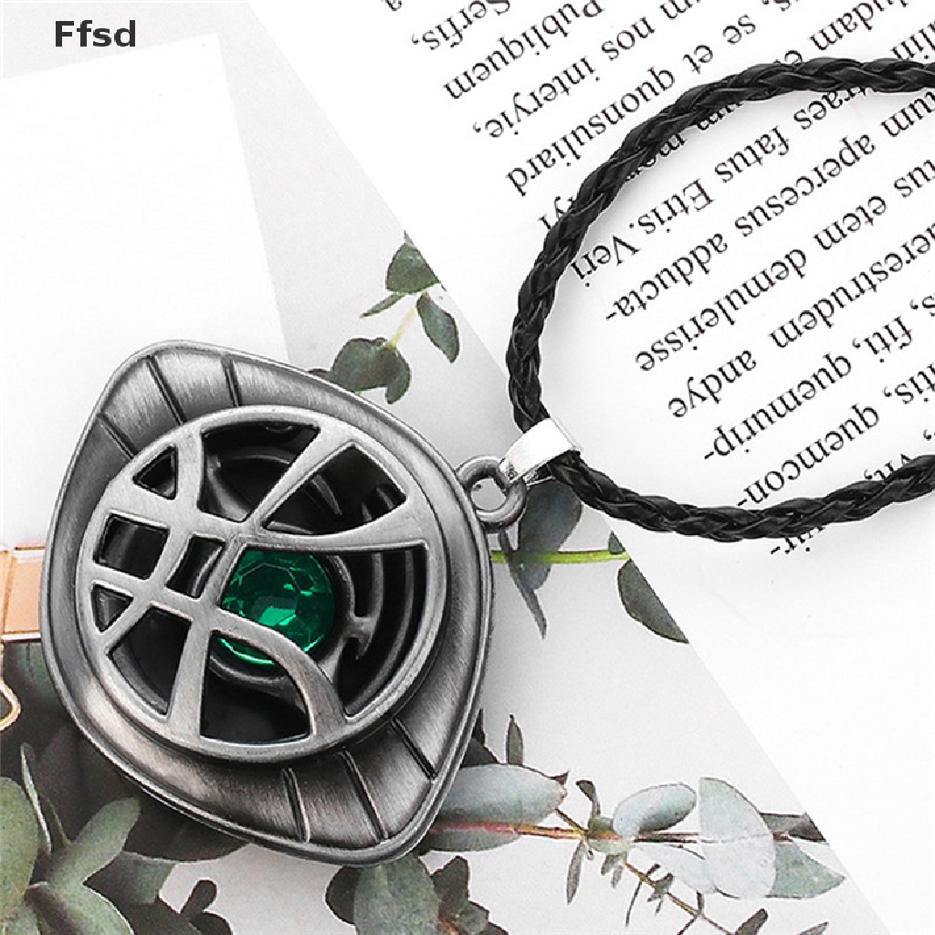 Vòng cổ mặt hình con mắt Agamotto đính đá kiểu dáng cổ xưa phong cách phim Doctor Strange dùng để hóa trang