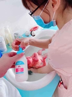 Sữa tắm gội em bé HANAYUKI