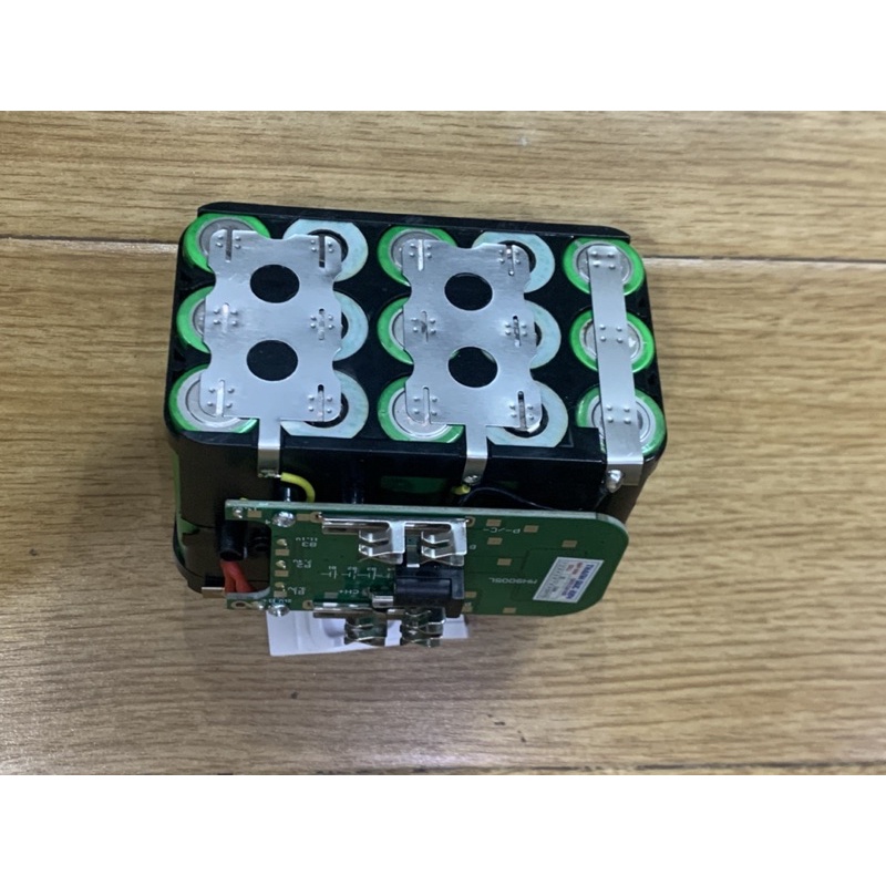 Pin Makita 5S3P- Lõi cell sanyo tháo pin xe điện