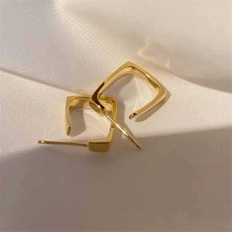We Flower Bông tai vuông vàng 14 K sang trọng cho phụ nữ và trẻ em gái Thời trang hình học Cuff Earrings Phụ kiện trang trí tai thời trang
