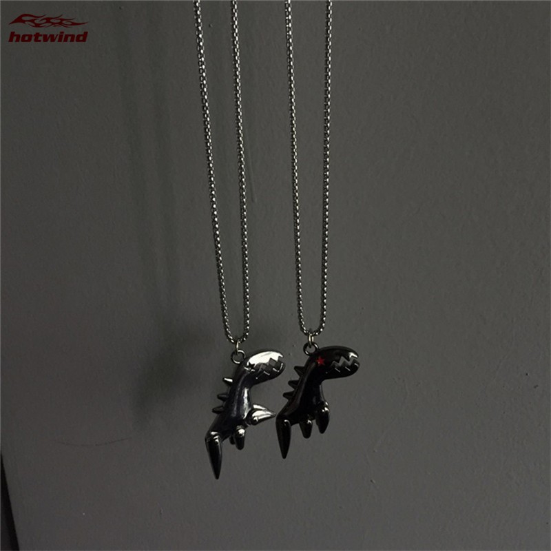 Dây chuyền mặt hình khủng long phong cách hiphop