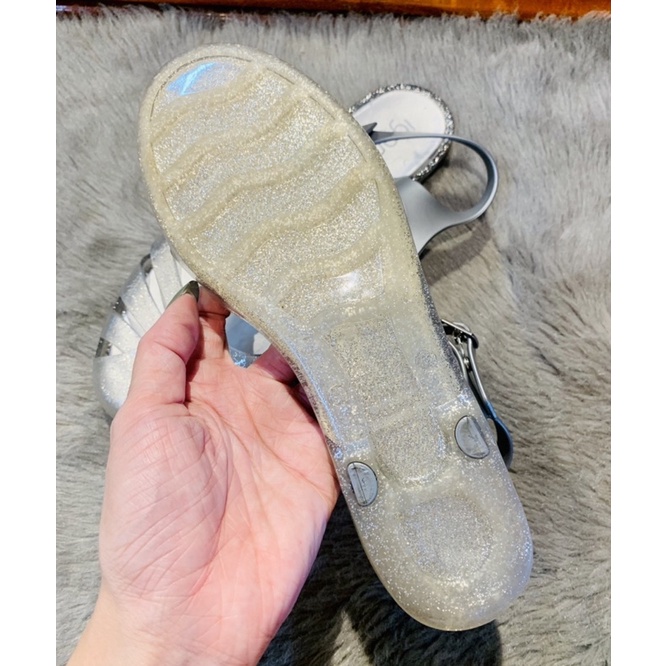 Giày nhựa 2hand size 38-39