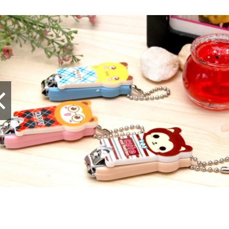 Mask đặt kèm son Bấm cắt móng tay móc khóa dễ thương