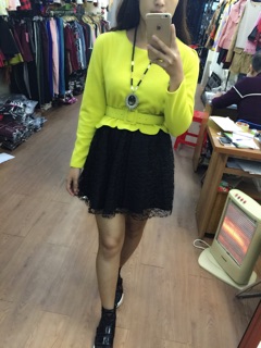 Sale váy dạ liền phối ren