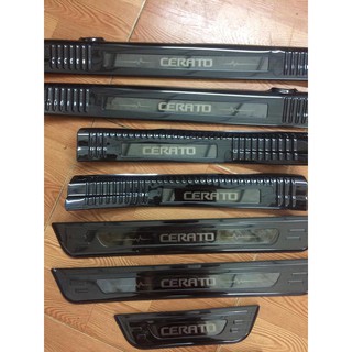 Nẹp bước chân trong ngoài titan cerato