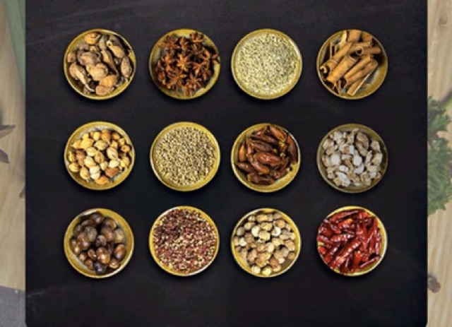 Cốt Lẩu Trùng Khánh Đặc Biệt 500gr Thơm Cay Xé Lưỡi | BigBuy360 - bigbuy360.vn