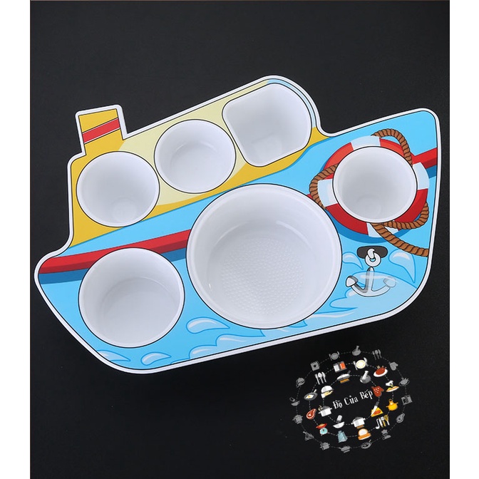 Khay ăn dặm bằng nhựa có nắp 6 ngăn bằng inox 304 cho bé có hình tàu thủy và oto dễ thương kèm theo muỗng nĩa