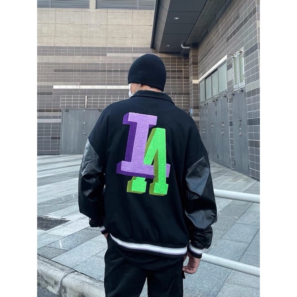 ÁO BOMBER PHỐI TAY DA LA ĐEN CHỮ IN FORM UNISEX (kèm hình chụp thật)