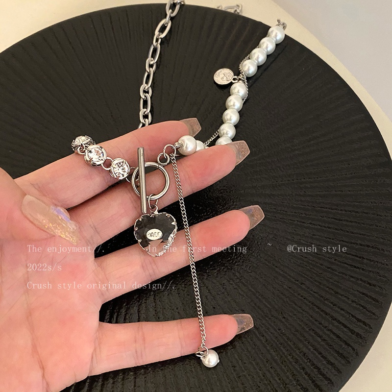 Vòng Cổ Choker Màu Bạc Đính Hạt Ngọc Trai Mặt Trái Tim Thời Trang Cho Nữ