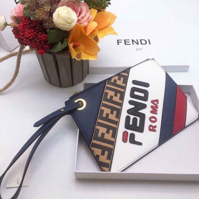 Clutch Fendi