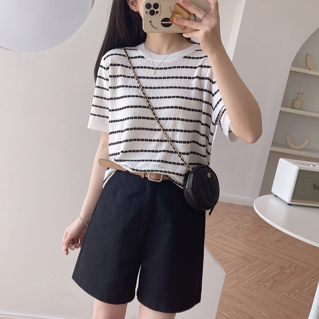 【ZHELIHANGFEI】 / Áo Thun Dệt Kim Tay Ngắn Dáng Rộng Họa Tiết Kẻ Sọc Ba Chiều