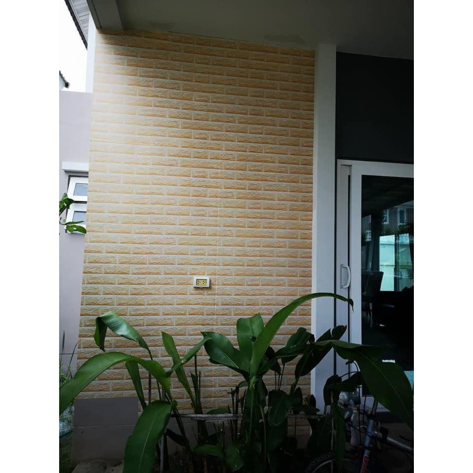 Cuộn 10m giấy dán tường có keo sẵn vân gạch