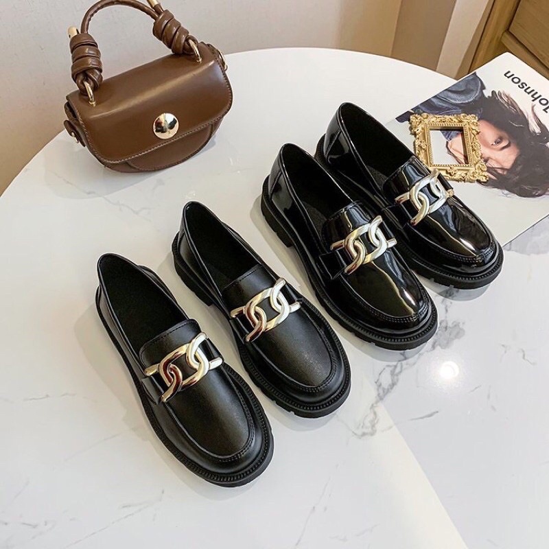 Giày ulzzang viền vàng hottrend 2021 2 màu đen bóng và đen nhám full size 36-39