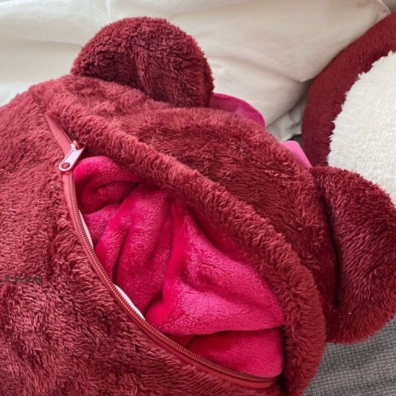 Gối Gấu Dâu Lotso Cherry kèm chăn