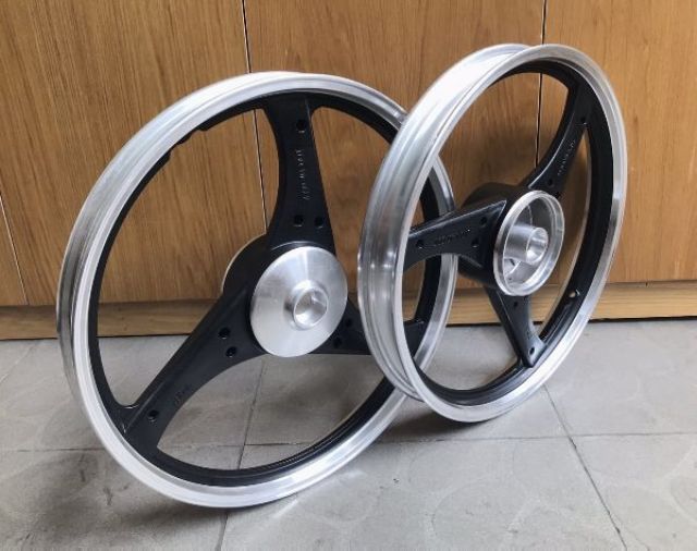 Bánh mâm 3D wave dream và các đời xe Honda thắng đùm trước sau msp 0030