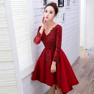 ĐẦM XÒE ĐUÔI TÔM TAY DÀI