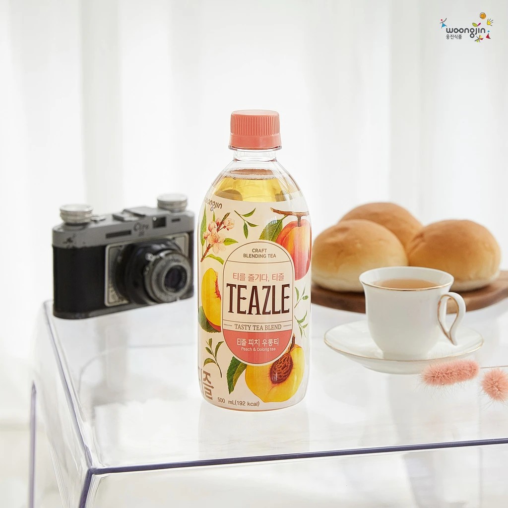 Trà Ô long & đào Woongjin Teazle chai 500ml