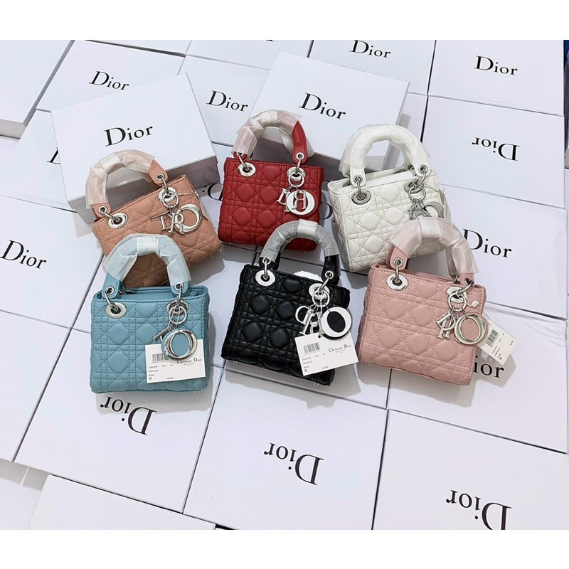Túi chữ Đ.I.O vân 3 ô da trơn mềm có quai cầm bảm 2 dây full box size 19
