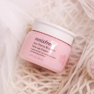 KEM DƯỠNG TRẮNG NÂNG TONE DA TỨC THÌ INNISFREE JEJU CHERRY BLOSSOM TONE-UP CREAM 50ML