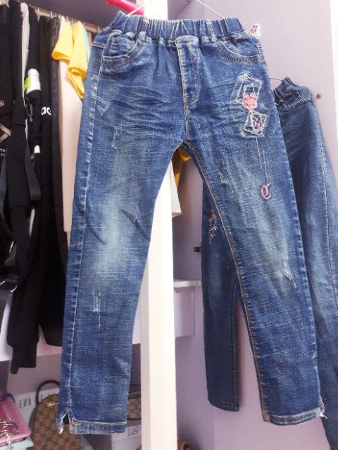 Quần jeans dành cho lứa tuổi từ 8--11