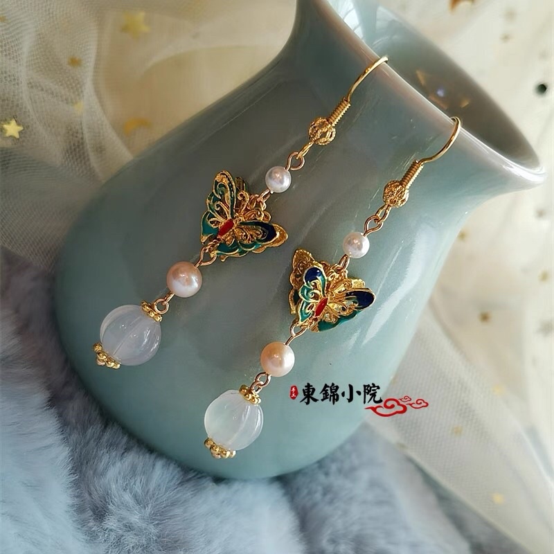 Phụ kiện hầu đồng- châm cài ngọc