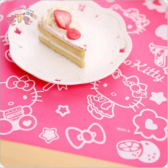 Tấm lót bàn ăn bằng silicon họa tiết hello kitty dễ thương tiện dụng