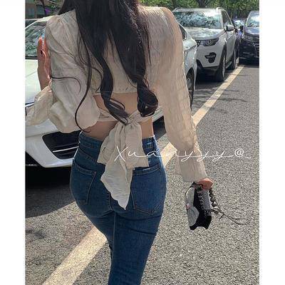 Áo sơ mi tay phồng hở lưng thắt nơ, thiết kế mỏng, kiểu dáng ngắn, chống nắng