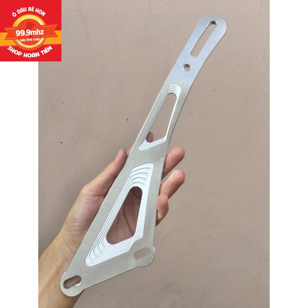 Pát treo pô Ex150 Ex155 chất liệu nhôm CNC Dày cứng cáp hoạ tiết đường gân 3D nổi bật hợp thời xu hướng