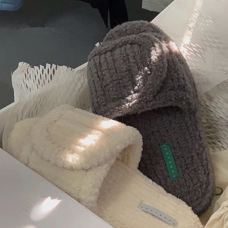 Dép Quai Ngang Đế Xuồng Quai Dán Lông Xù Thời Trang Dành Cho Nữ