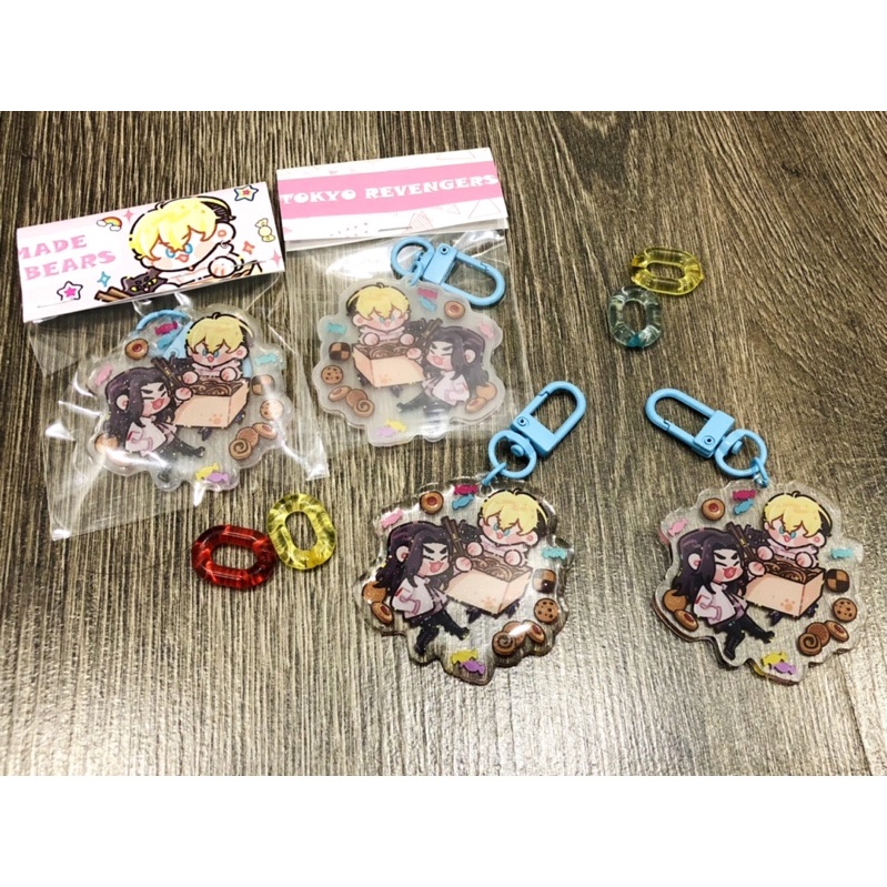 Móc khoá cầu vồng Tokyo revengers