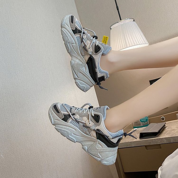 Giày thể thao nữ NewHista có 3 màu đen trắng & xám chất da cao cấp đế độn cao 5 cm dễ phối đồ