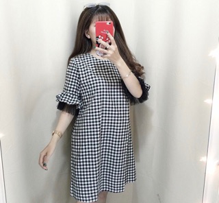 Đầm suông tay loe phối ren